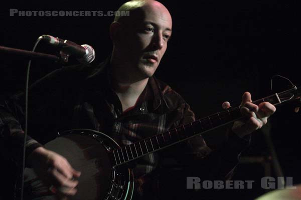 MICHAEL J SHEEHY AND THE HIRED MOURNERS - 2008-02-08 - PARIS - La Maroquinerie - Patrick McCarthy